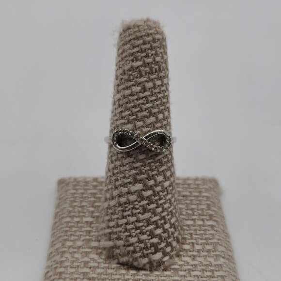 Jewelry - Size 7 Sterling Silver Bright Cubic Zirconia Infinity Ring A3488